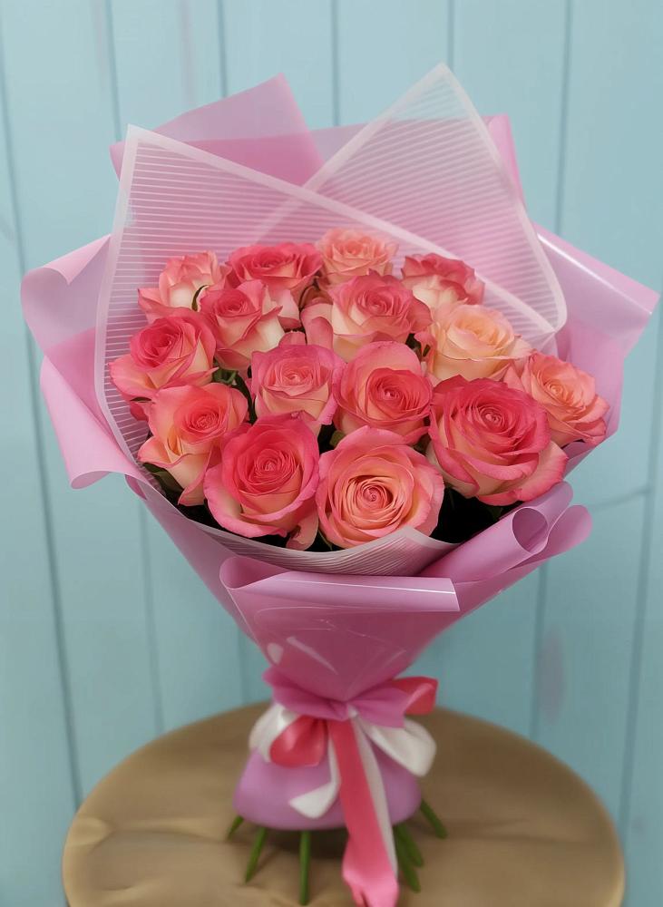 Букет 15 Розовых роз Равель в Родниковском