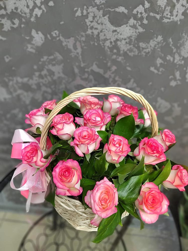 Цветочная композиция из Розы в корзине в Родниковском