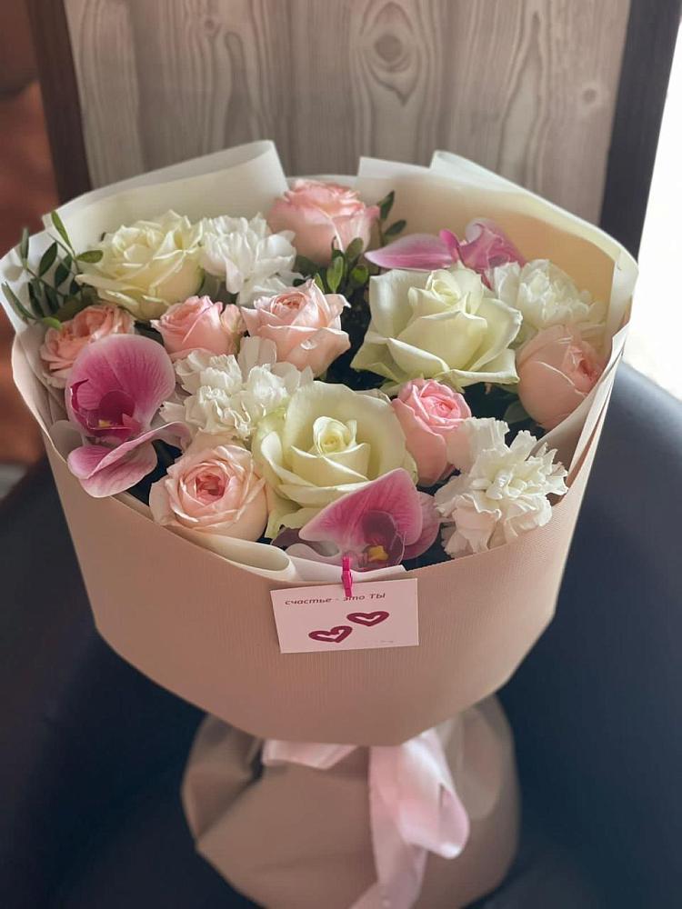 Букет цветов из: Орхидеи, Розы и Гвоздики в Родниковском