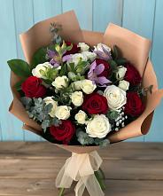 Букет цветов из:  Розы и Альстромерии #REPLACE_PRED# Родниковском