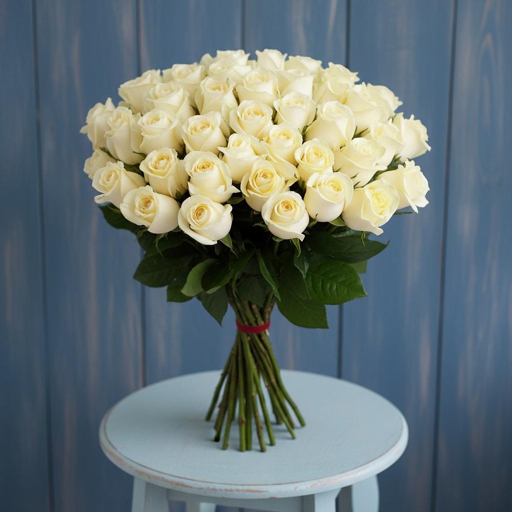 Букет 51 Белая роза Эдлесс Лав в Родниковском