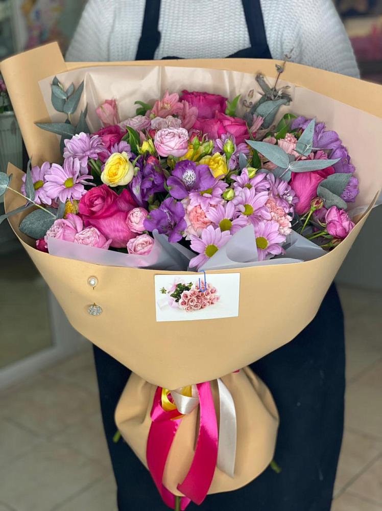 Букет цветов из: Хризантемы, Гвоздики и Альстромерии в Родниковском