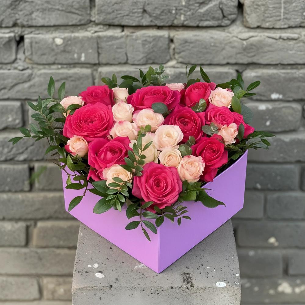 Цветочная композиция из Розы в коробке в Родниковском