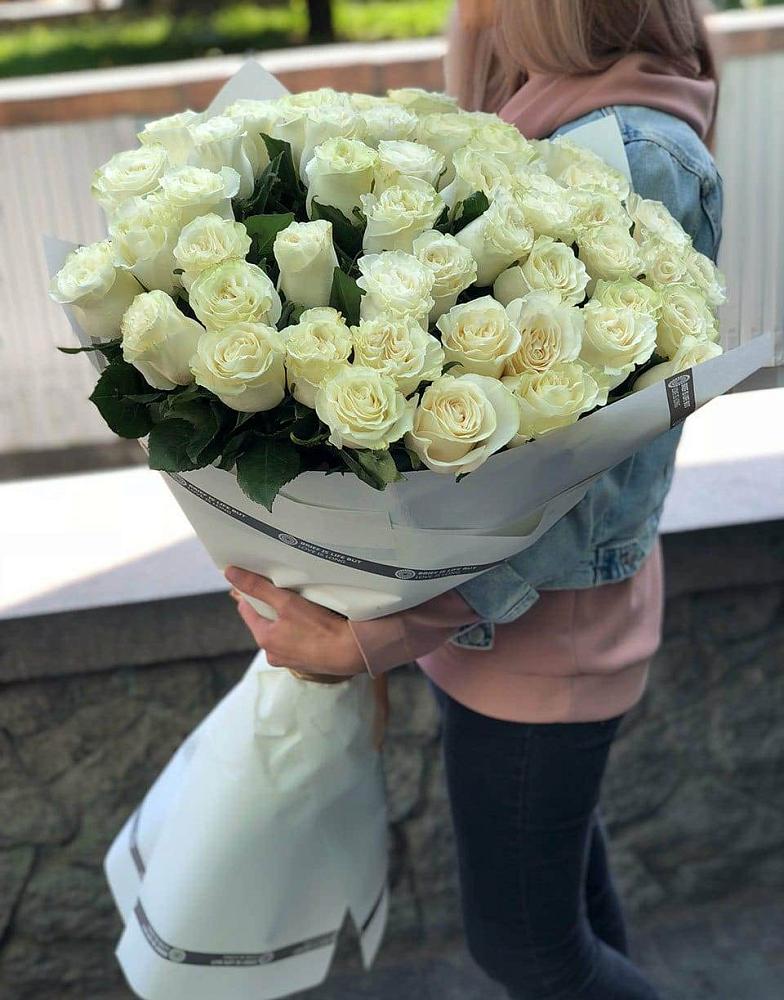 35 Белых роз в Родниковском Букет 35 Белых роз в Родниковском
