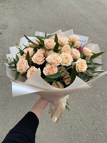 Букет Кремовые розы Латте в Родниковском