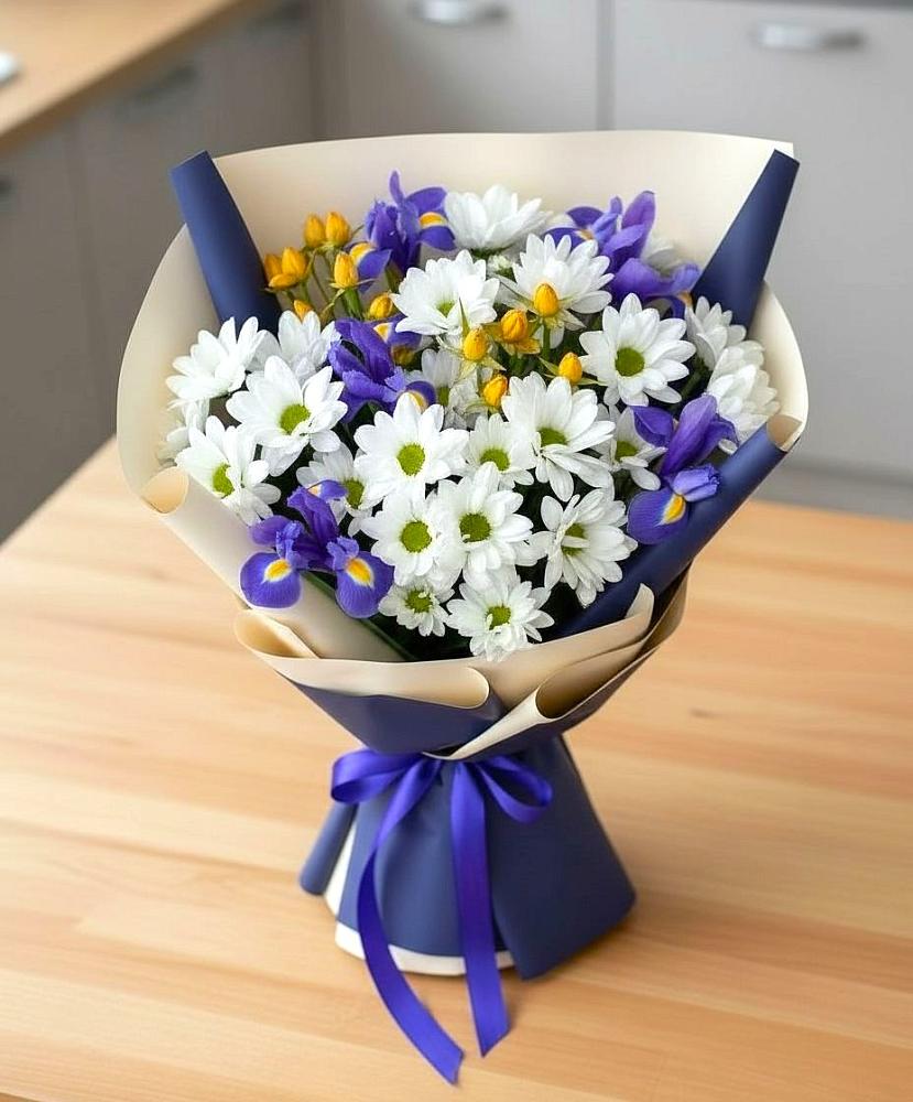 Букет цветов из: Розы, Ирисы и Хризантемы в Родниковском