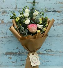Букет цветов из:  Розы и Лизиантусы в Родниковском