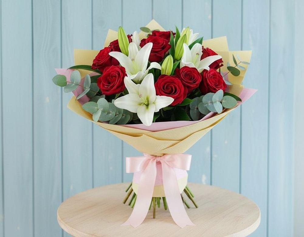 Букет цветов из: Лилии и Розы в Родниковском